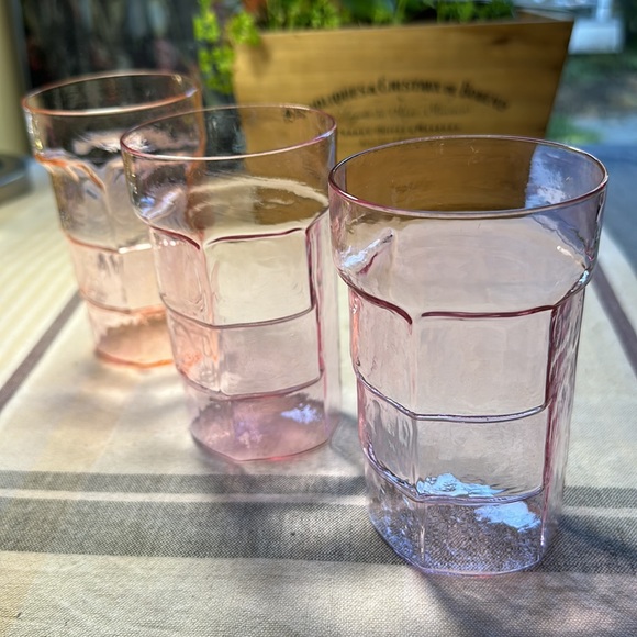 Extraordinary hand blown glasses set of 2 plus one free! - Picture 4 of 12